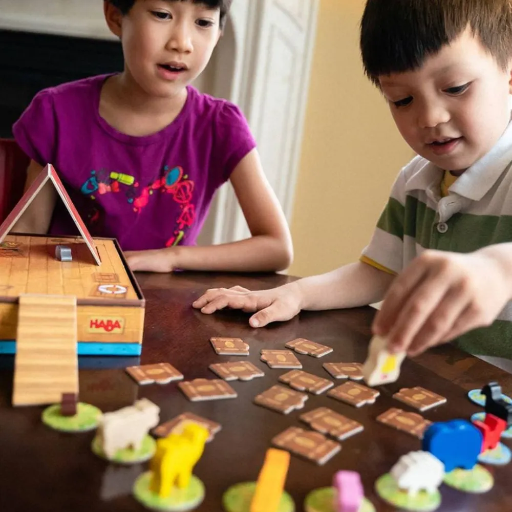 HABA Critter Cruise Cooperative Game< Family Games