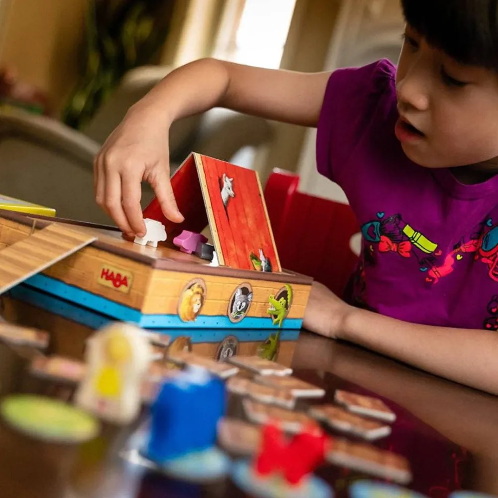 HABA Critter Cruise Cooperative Game< Family Games