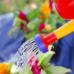 HABA Watering Can (1 Liter)< Beach & Outdoor Toys